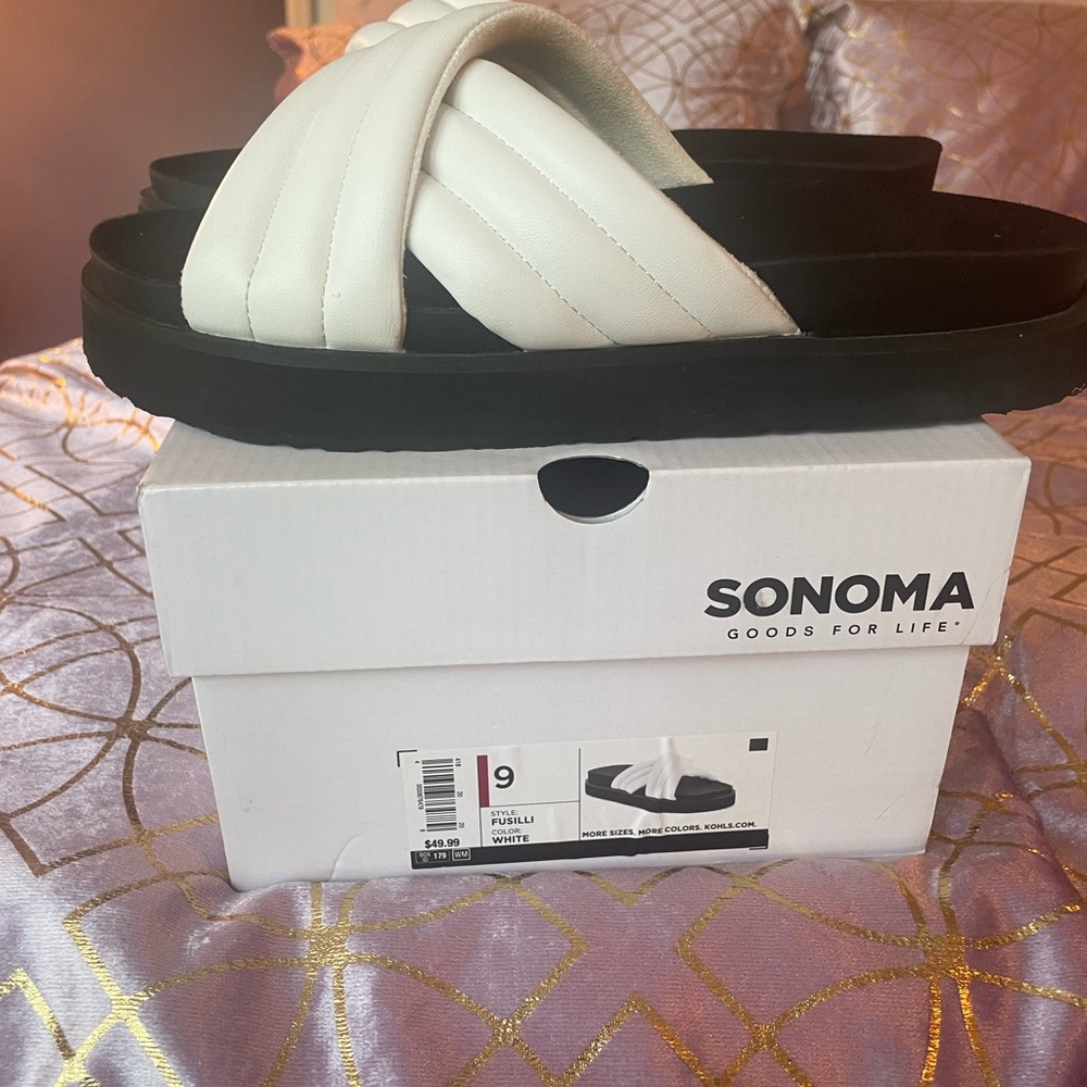 Sonoma White Sandals Size 9